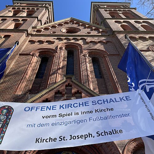Offene Kirche Schalke – Vorm Spiel is inne Kirche

Der FC Schalke 04 befindet sich in der entscheidenden Saisonphase der...